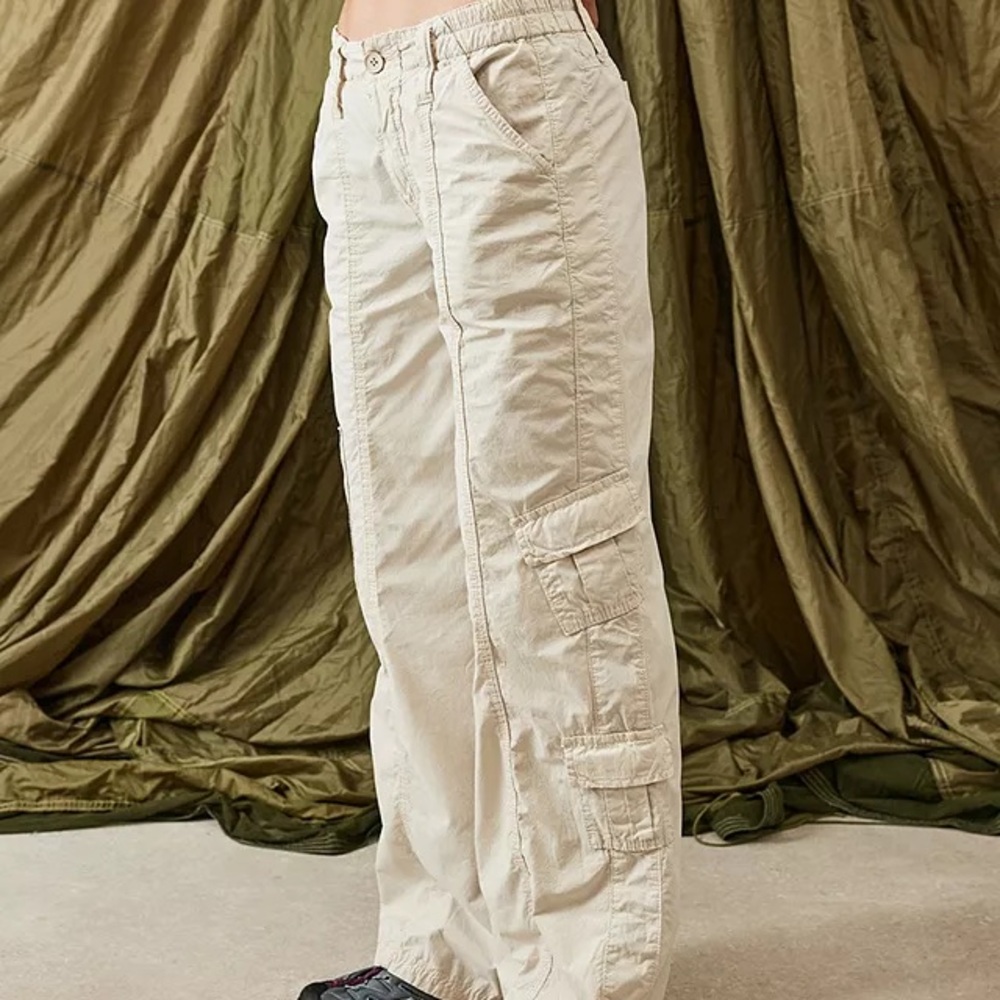 Urban Outfitters BDG Women's Straight Leg Cargo Pants - Cream